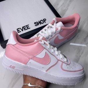 Custom Nike Air Force 1 🌸🤍🍨